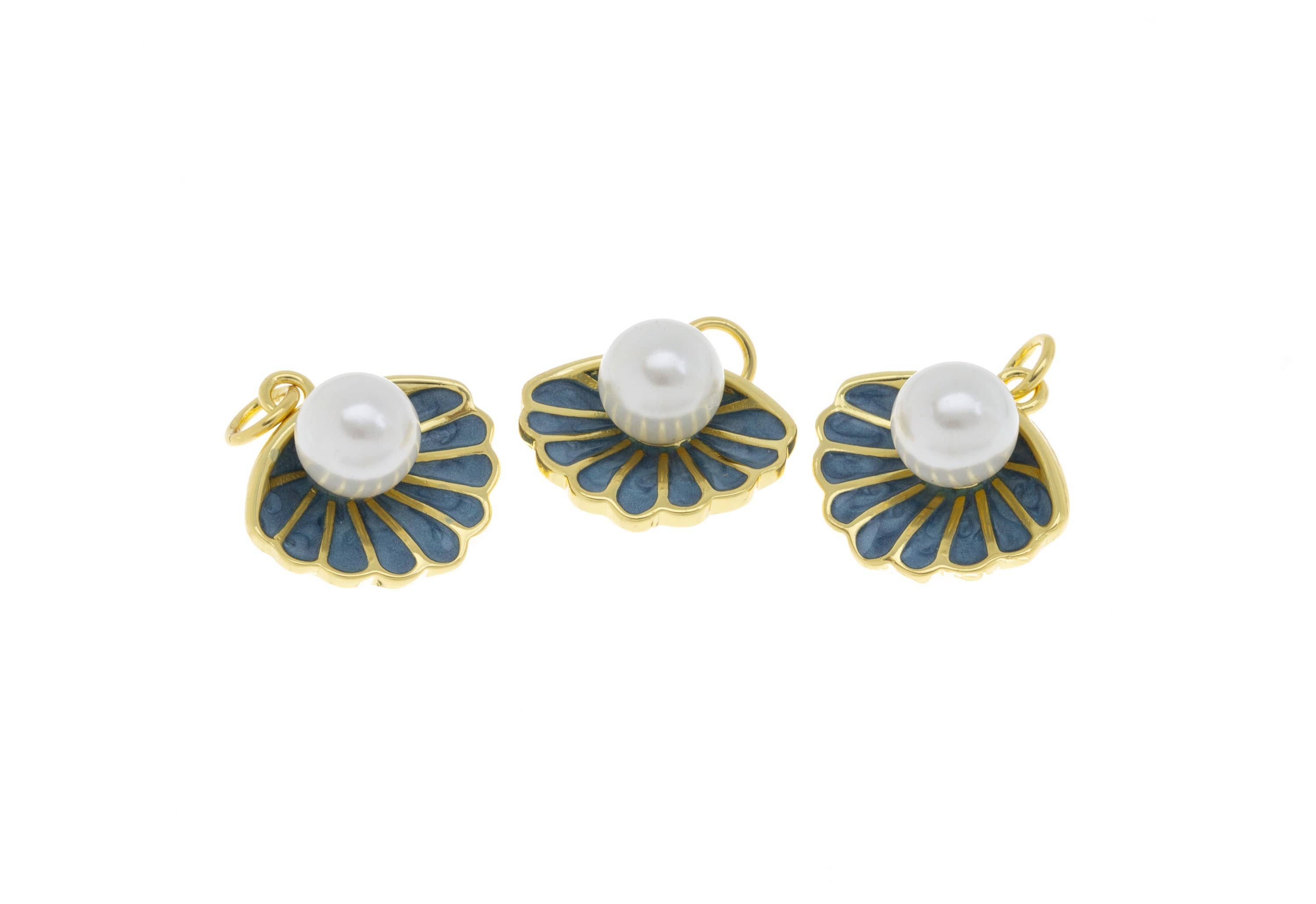 Gold Or Silver Pearl and Oyster Shell Dainty Charm CPG1081: Gold / 3pcs