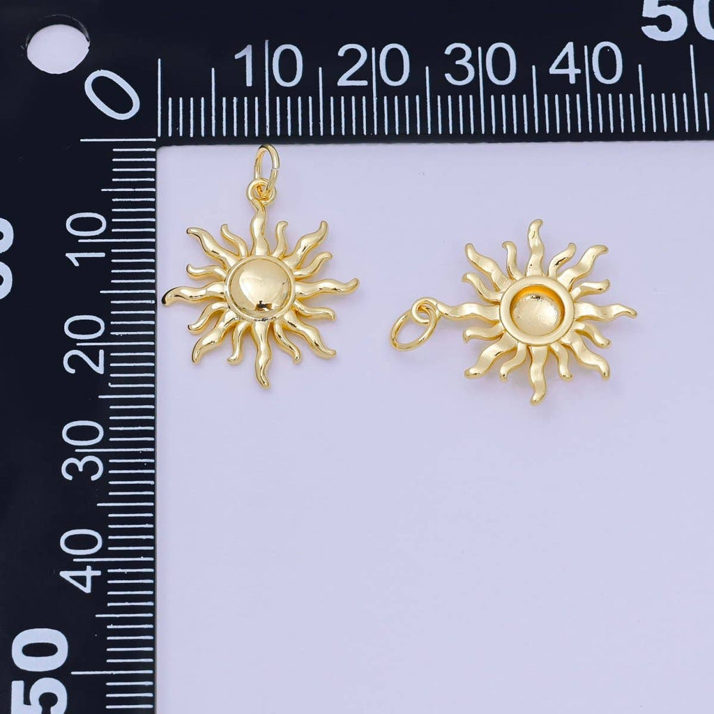 24K Gold Filled 20mm Minimalist Summer Celestial Sun Ray Charm | D095
